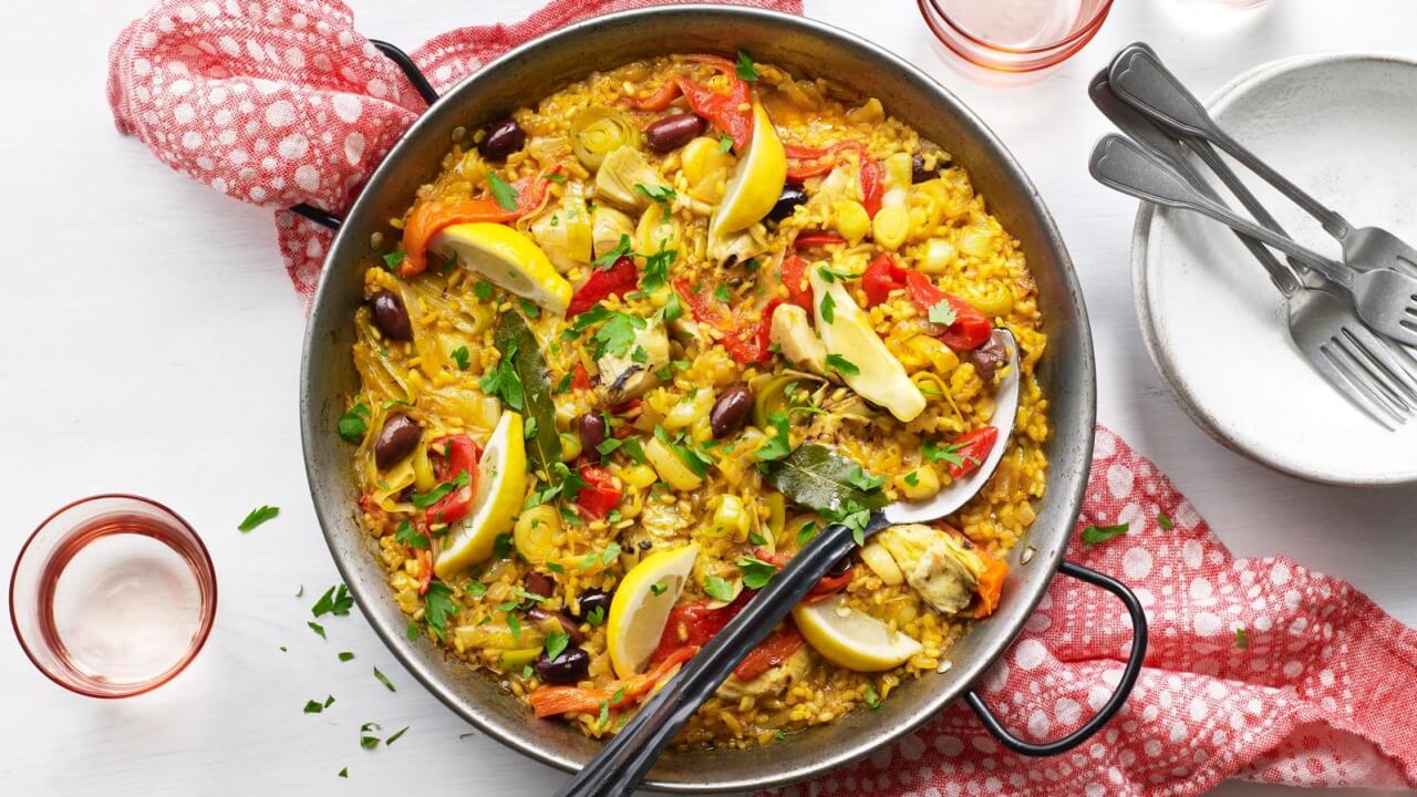 paella aux crevettes et poulet