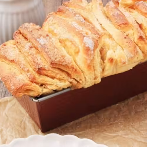pain brioché aux pommes et à la cannelle