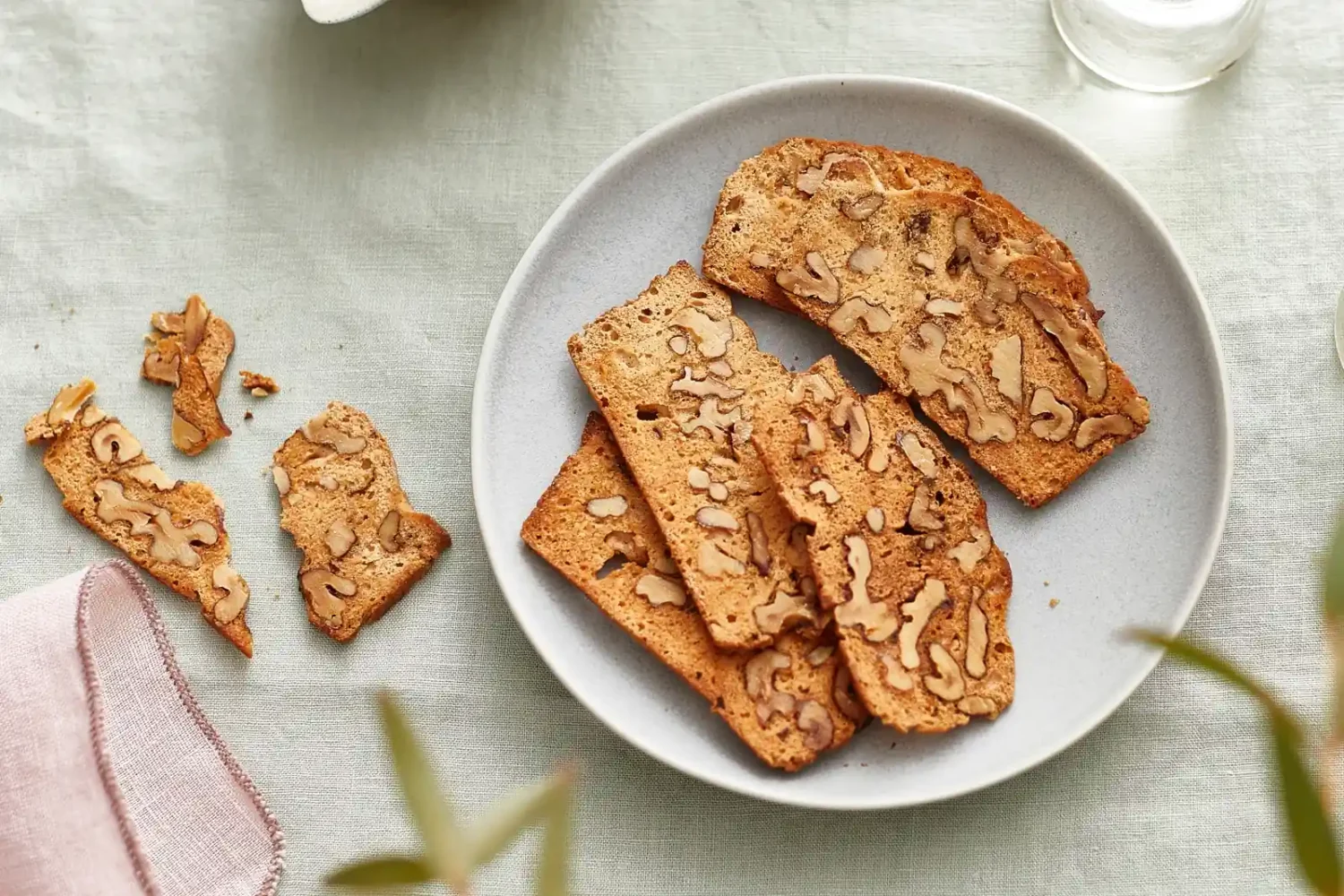 Biscottes maison sans sucre ajouté aux fruits secs et noix