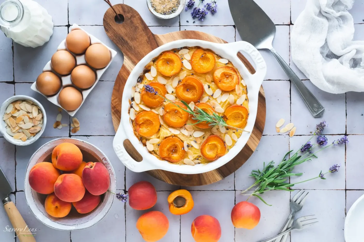 Clafoutis aux abricots ultra moelleux : la recette facile de l’été Clafoutis aux abricots