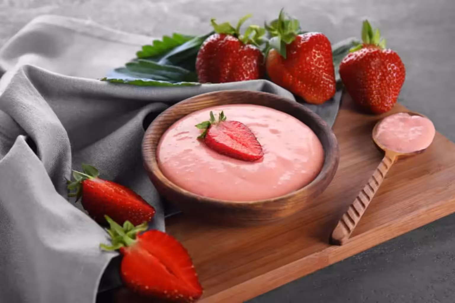 Crème anglaise aux fraises au Thermomix