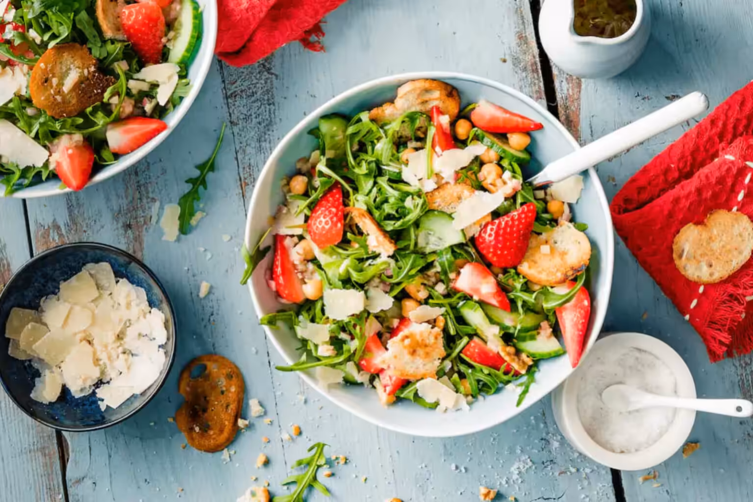 Salade fraises roquette pois chiches