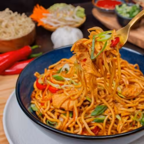 nouilles sautées au poulet