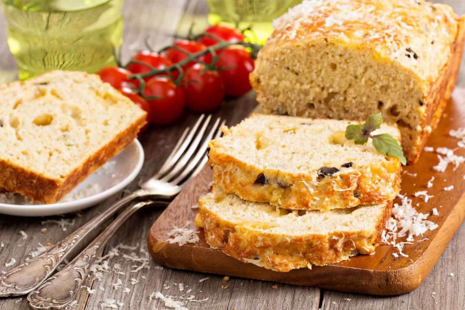 Cake aux olives : la recette moelleuse qui fait toujours l’unanimité à l’apéritif Cake aux olives