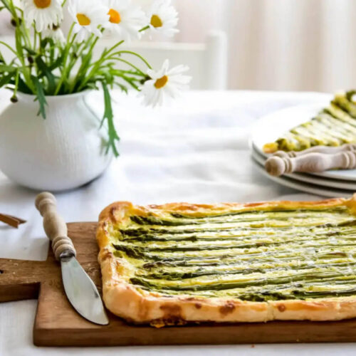 Tarte aux asperges express avec pâte feuilletée