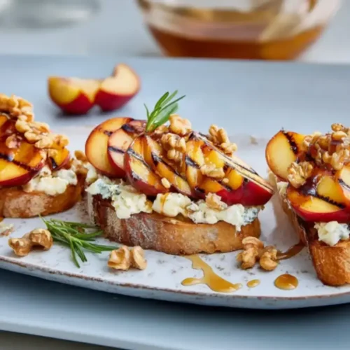 Bruschettas aux nectarines grillées
