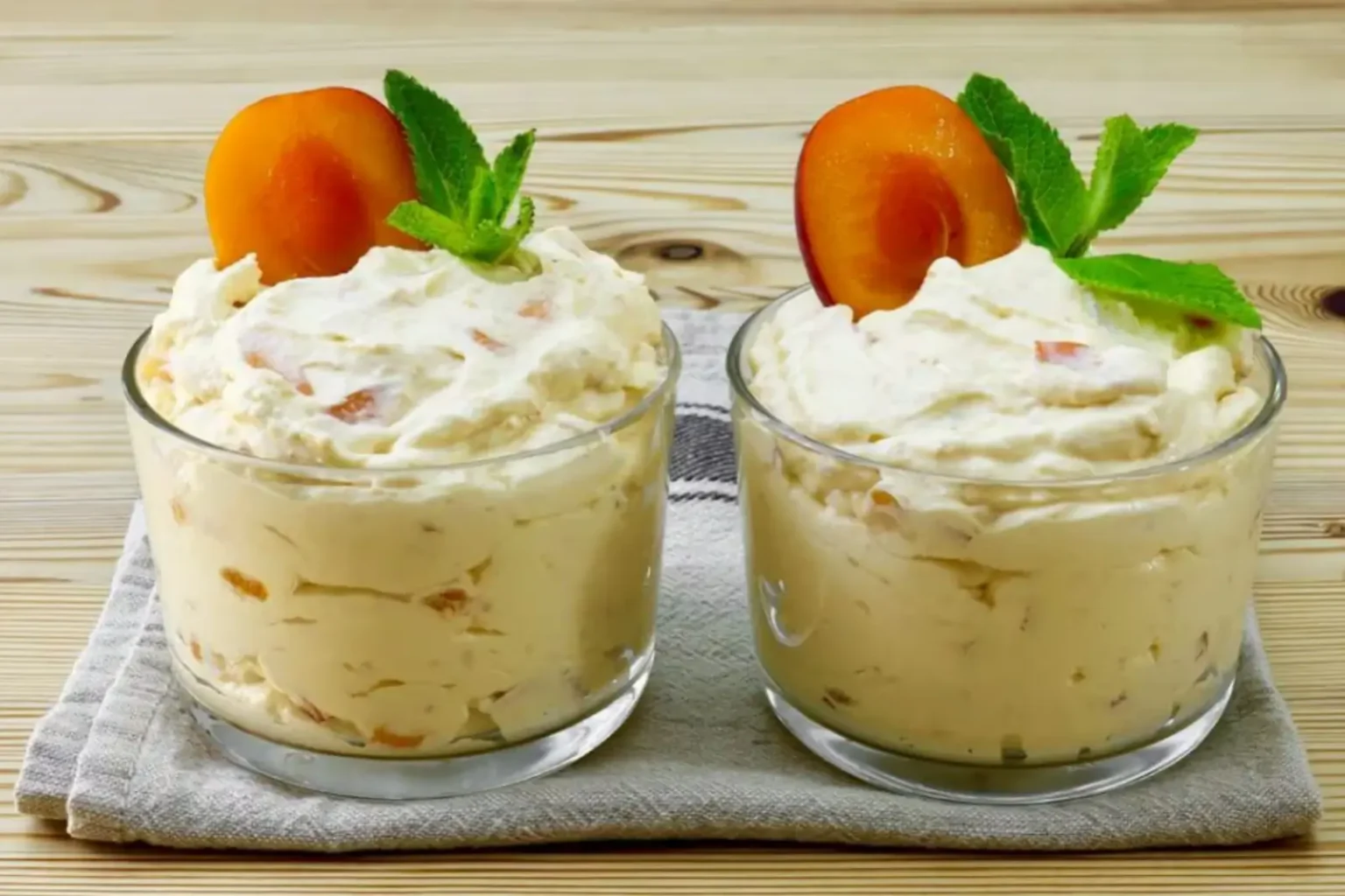Glace crémeuse aux abricots (sans sorbetière)