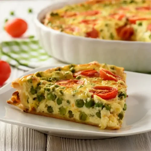 Quiche protéinée sans pâte aux petits pois et tomates cerises