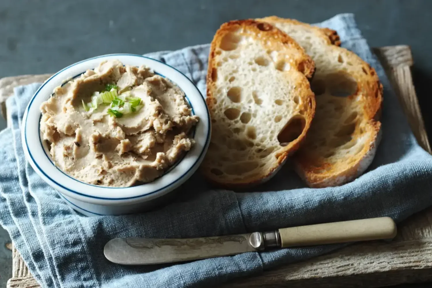 Rillettes de maquereau fumé : la recette ultra crémeuse prête en 10 minutes Rillettes de maquereau fumé