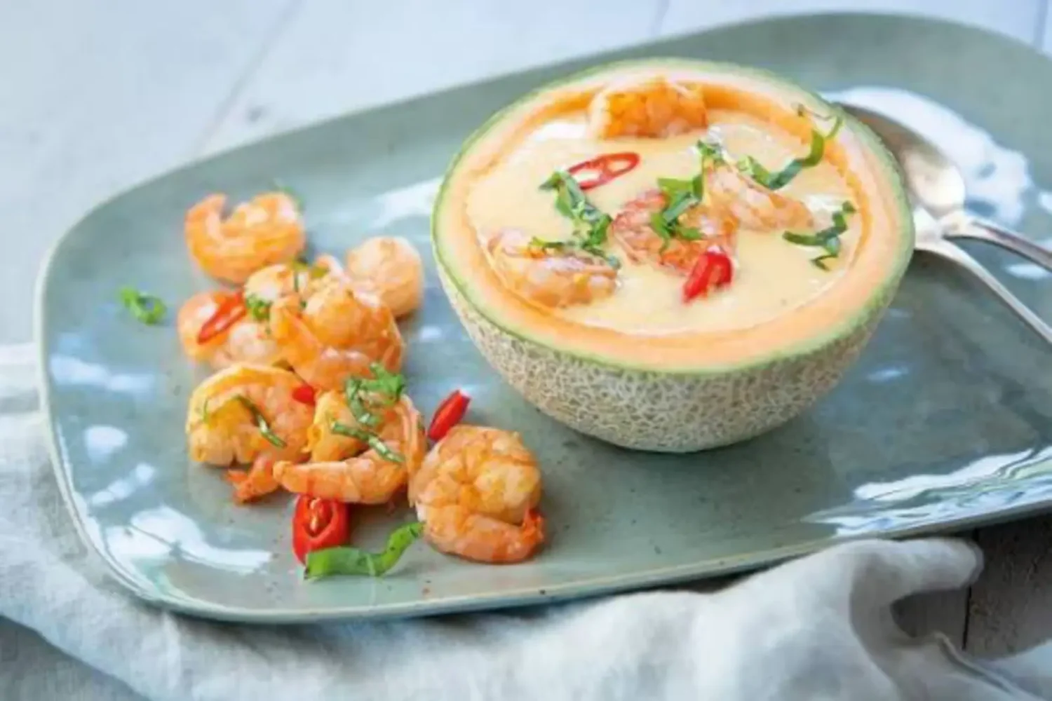 Soupe froide au melon et aux crevettes