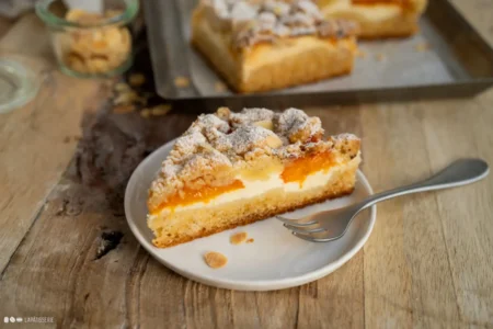 Gâteau aux abricots et au fromage blanc : encore meilleur qu’un crumble classique Gâteau crumble aux abricots et au fromage blanc