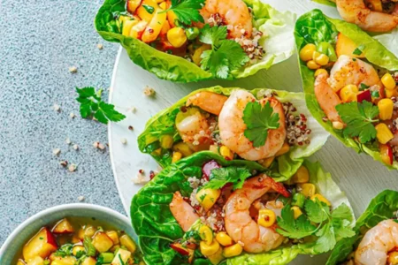 Barquettes de laitue aux crevettes