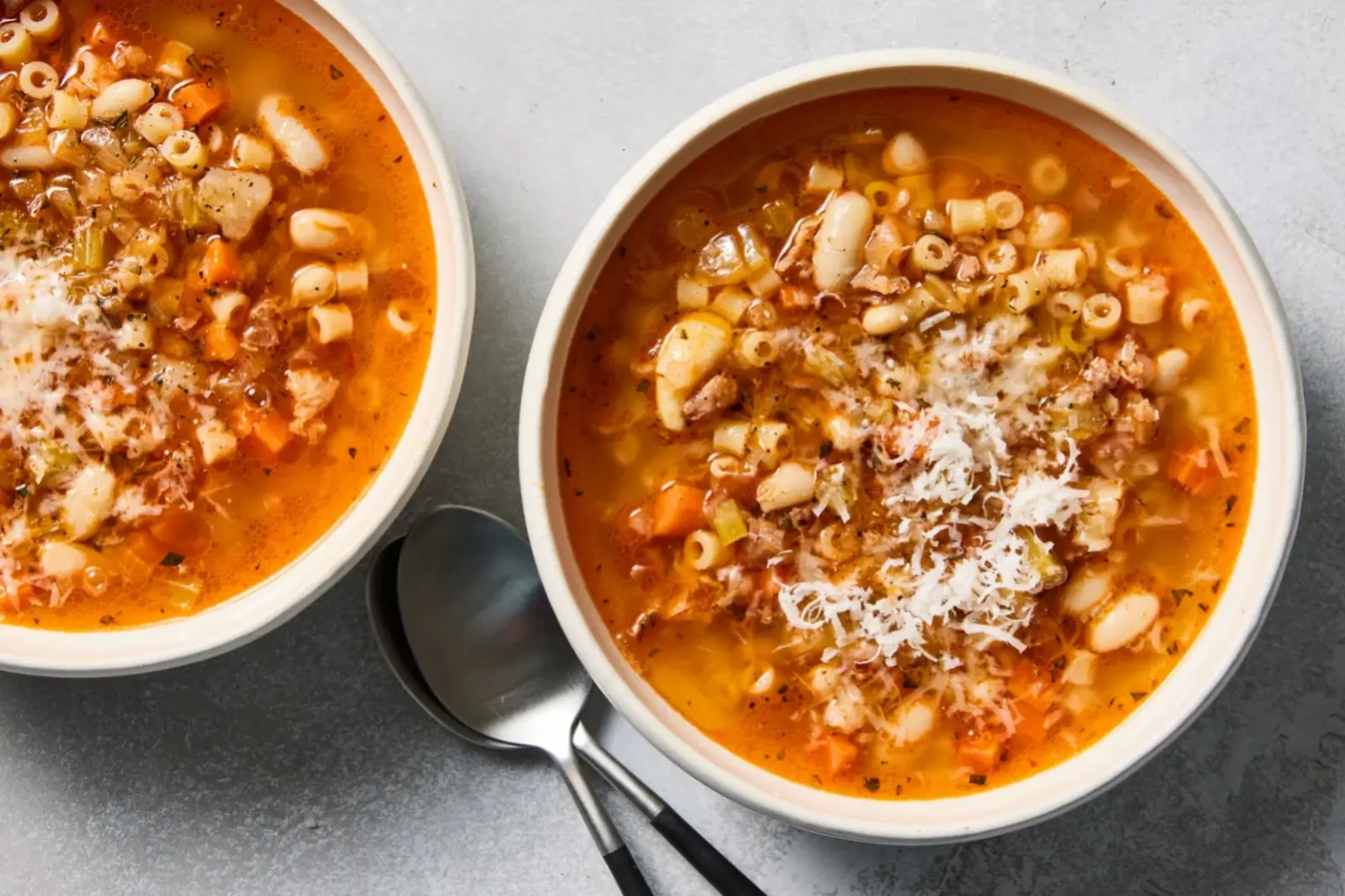 Pasta e Fagioli : la soupe italienne ultra réconfortante qui fait un repas complet Soupe aux pâtes et aux haricots
