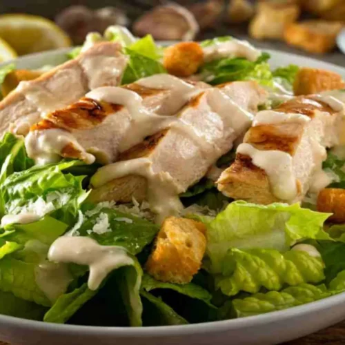 Salade César au poulet grillé