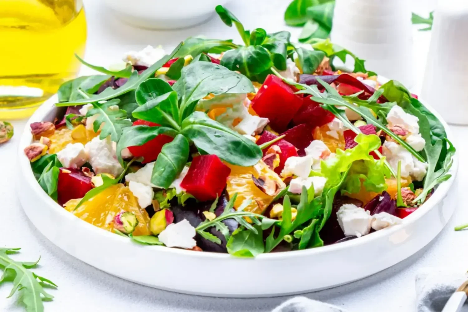 Salade de betteraves rôties et oranges : le mélange frais et coloré qui change tout Salade de betteraves rôties et oranges