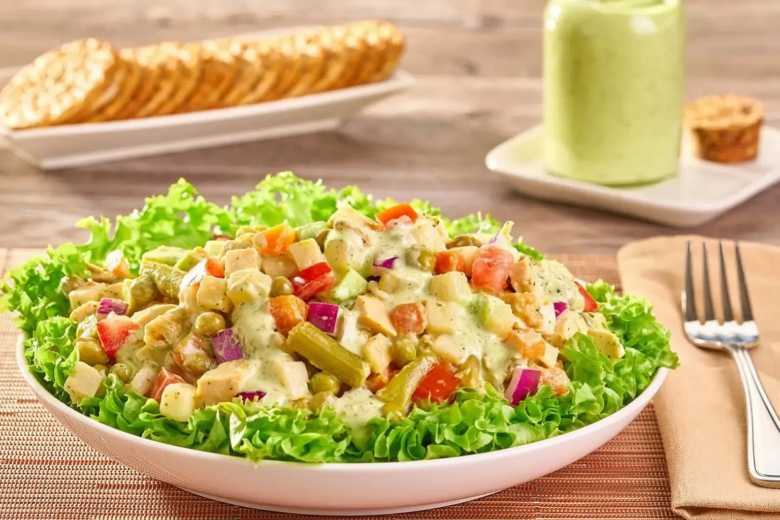 Salade de poulet aux légumes