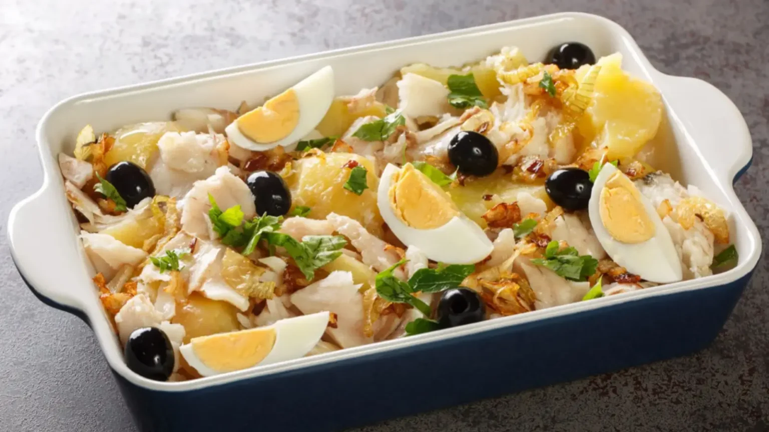 Bacalhau à Gomes de Sá : le plat portugais qui fait aimer la morue Bacalhau à Gomes de Sá