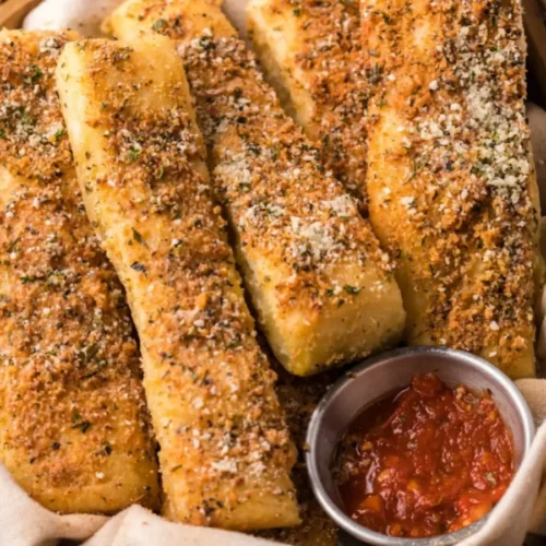 Bâtonnets de mozzarella panés