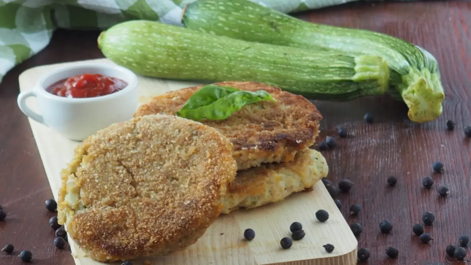 Galettes de courgettes panées : la recette croustillante qui fait aimer les légumes Galettes de courgettes panées