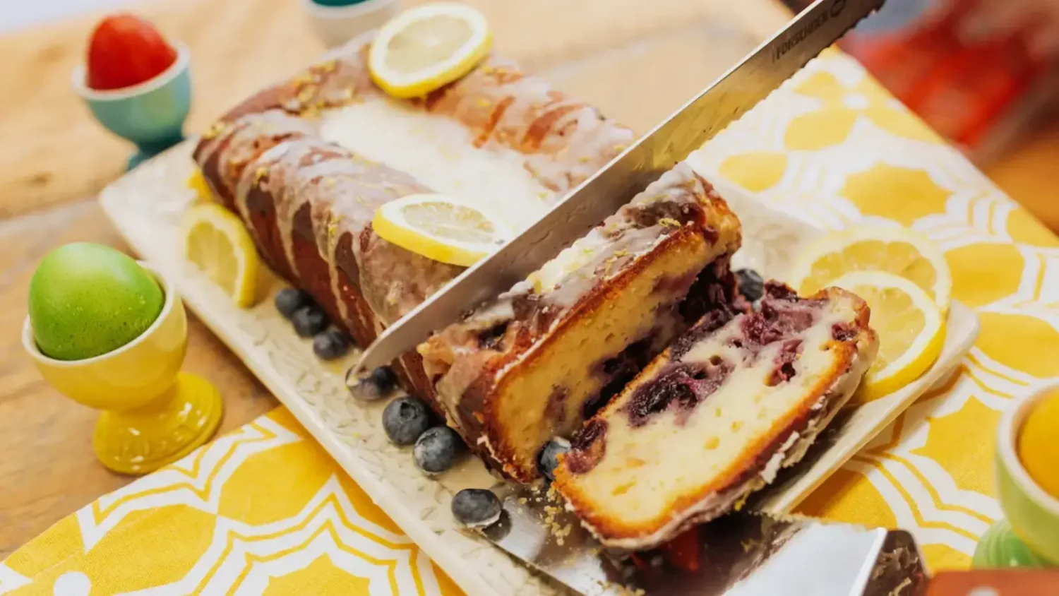 Gâteau au yaourt citron-myrtilles : le glaçage qui change tout Gâteau au yaourt citron et myrtilles