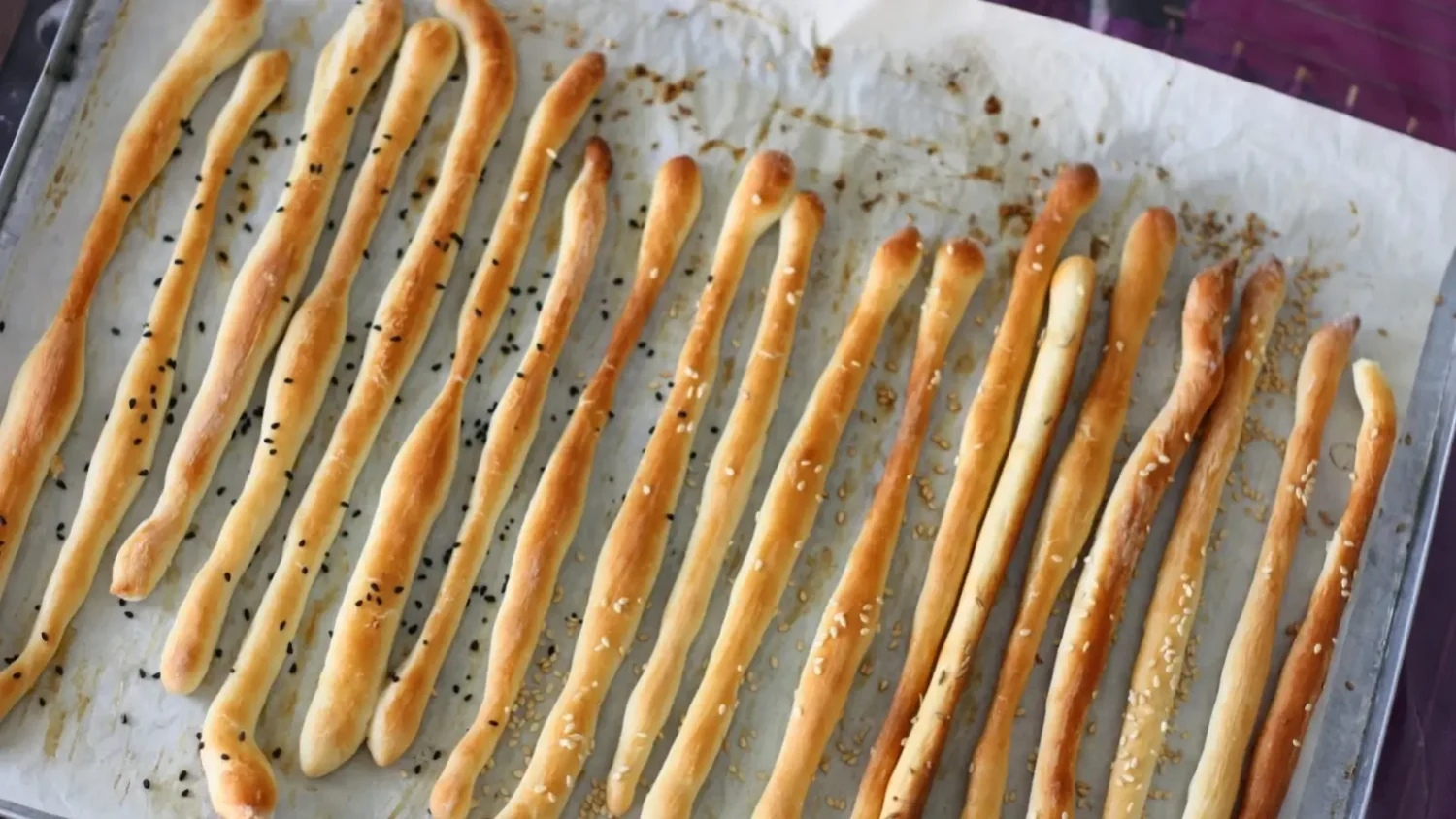 Gressins maison : l’astuce pour les rendre ultra-croustillants Gressins maison