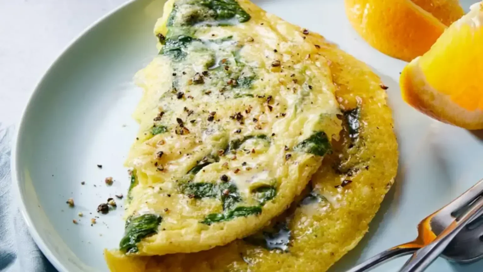 Omelette aux épinards et fromage