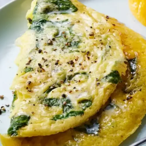Omelette aux épinards et fromage