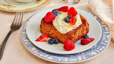 Toast au beurre de miel : cette tartine XXL est presque un dessert au petit-déjeuner Toast au beurre de miel