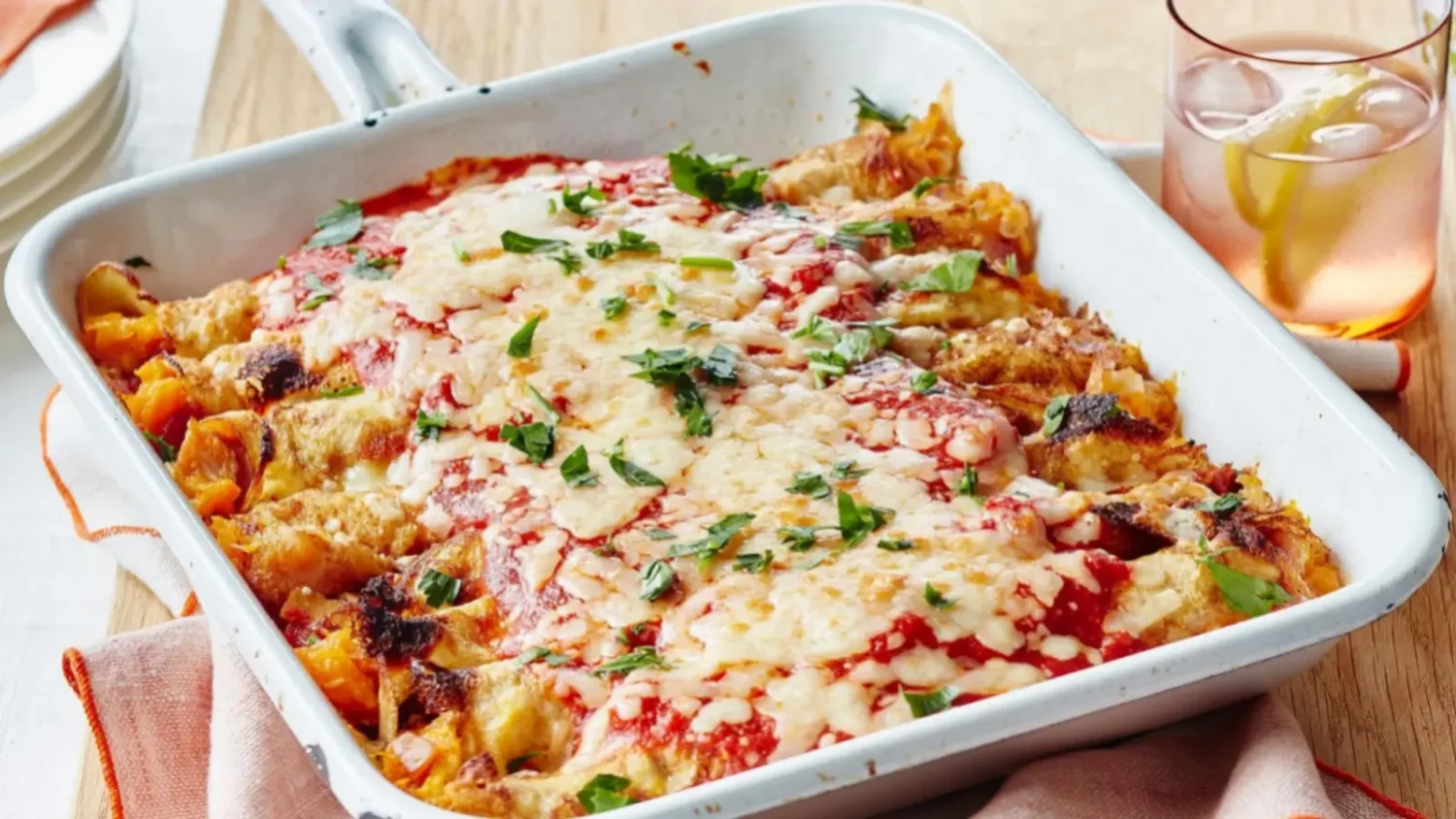 Crêpes farcies au poulet et potiron : le gratin réconfortant de l’automne Crêpes farcies au poulet